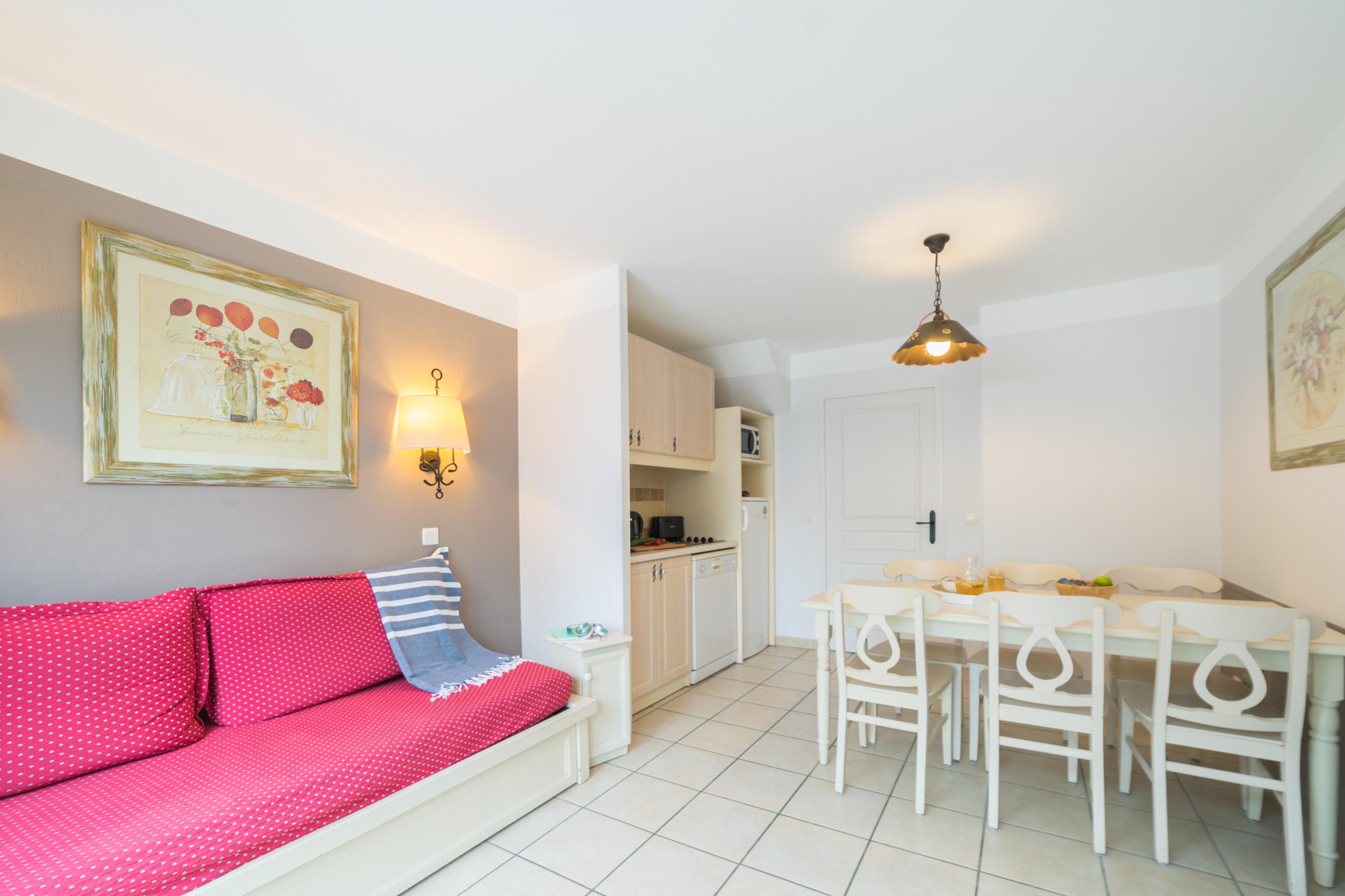 Village Pierre & Vacances Le Rouret Grospierres Ngoại thất bức ảnh