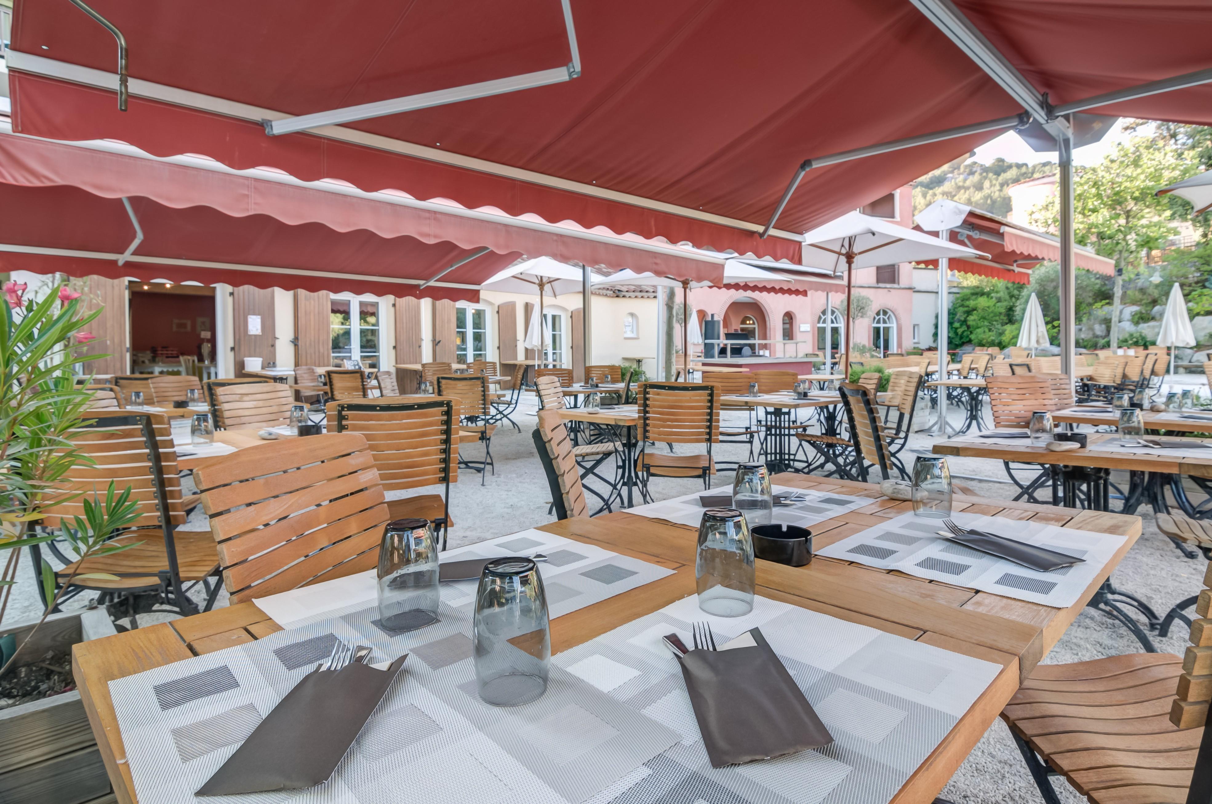 Village Pierre & Vacances Le Rouret Grospierres Ngoại thất bức ảnh