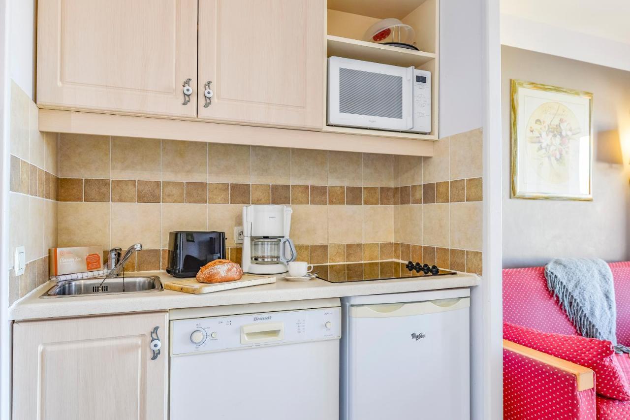 Village Pierre & Vacances Le Rouret Grospierres Ngoại thất bức ảnh