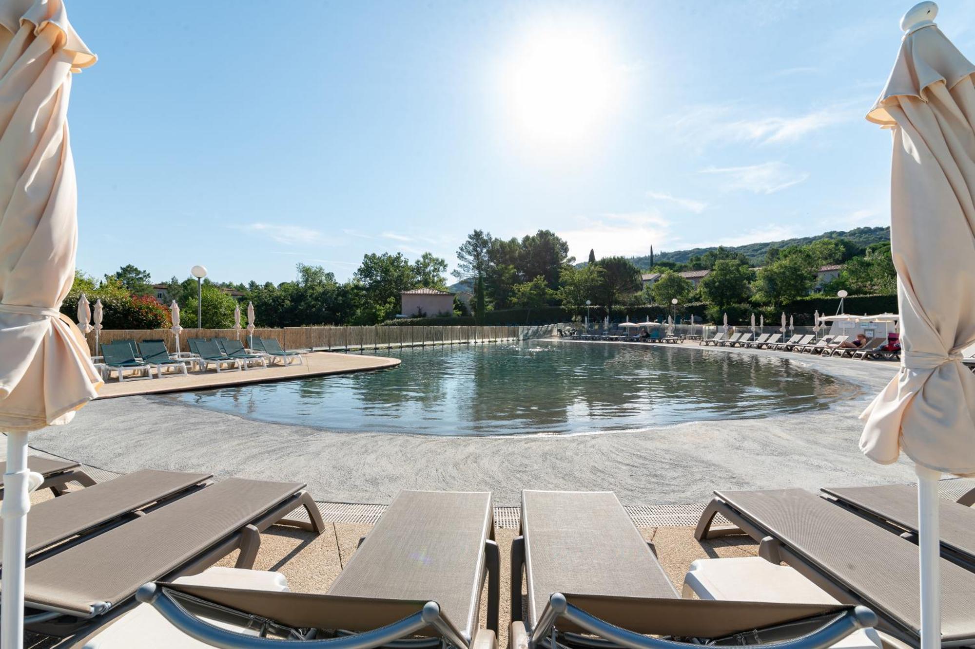 Village Pierre & Vacances Le Rouret Grospierres Ngoại thất bức ảnh